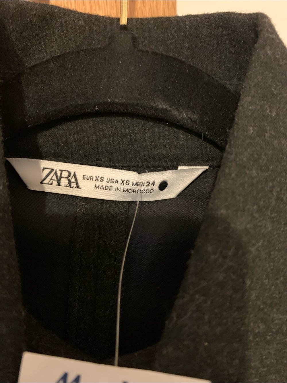 ZARA Blazer - Picture 2 of 5